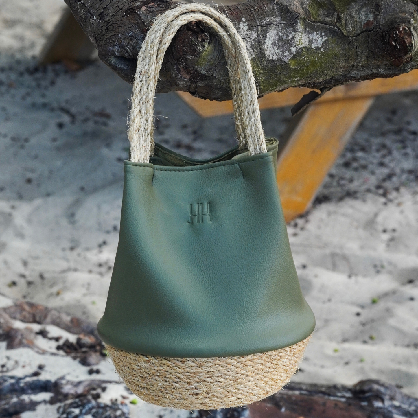 "Vea" Bucket Bag